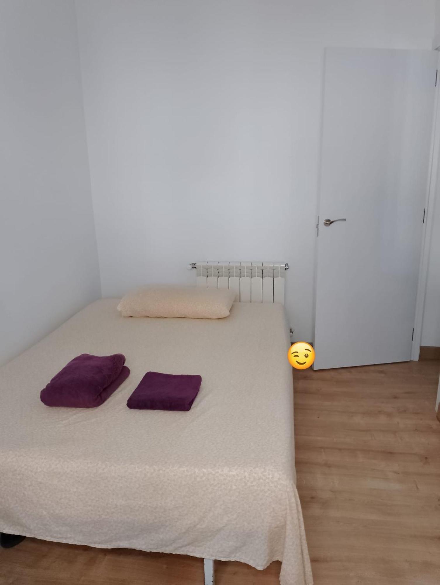 Habitacion En Piso Compartido Madrid Exteriér fotografie